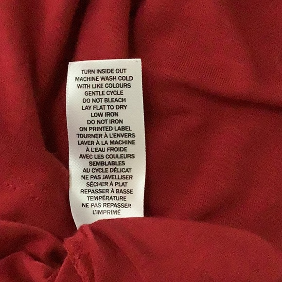 Cute red Tunic with pintucked front details Size Lg - Picture 6 of 7